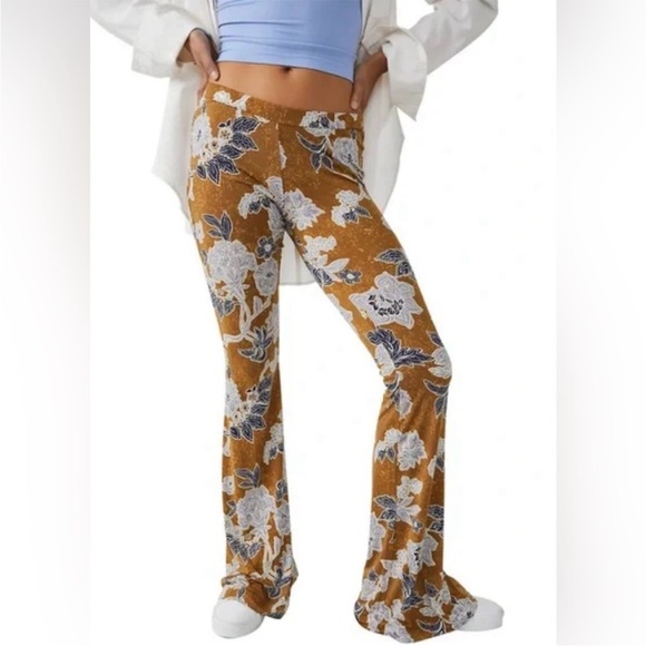 Free People Floral Make a Statement Flare Pants - Picture 9 of 9